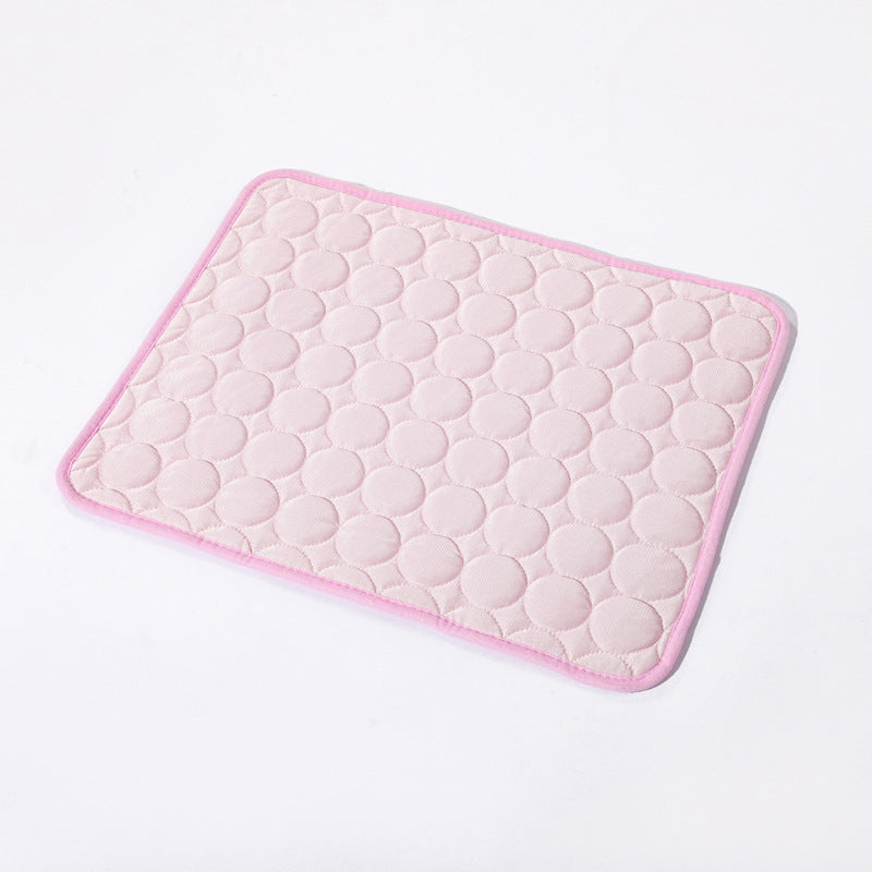 Dog cooling mat washable and easy to clean